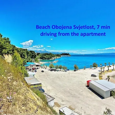 Comfortable With Balcony & Garden View Apartment Split